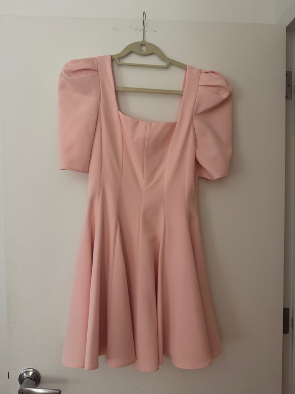 Black Halo Square Neck Puff Sleeve Dress